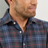 Classic Fit Flanell Navy/Rot Button Down Kragen